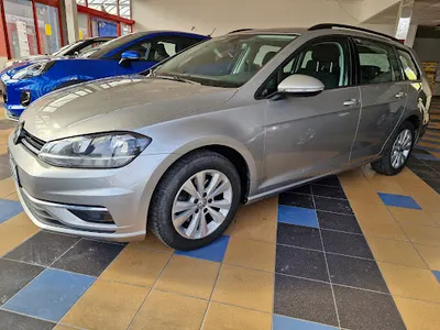 Salon Samochodów Poleasingowych D&J Prestige Cars